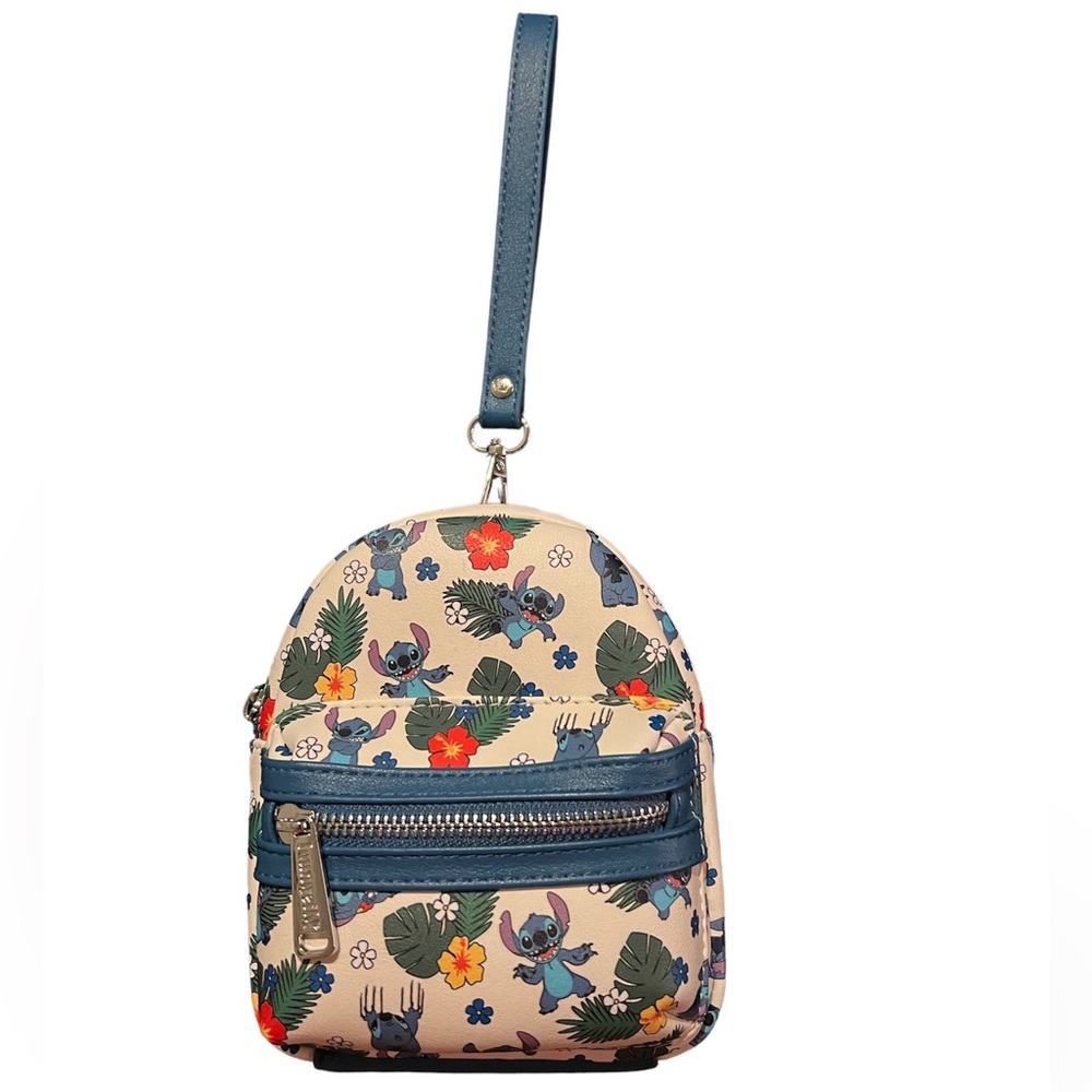 NWOT Disney Loungefly Wristlet Bag. Stitch Tropical